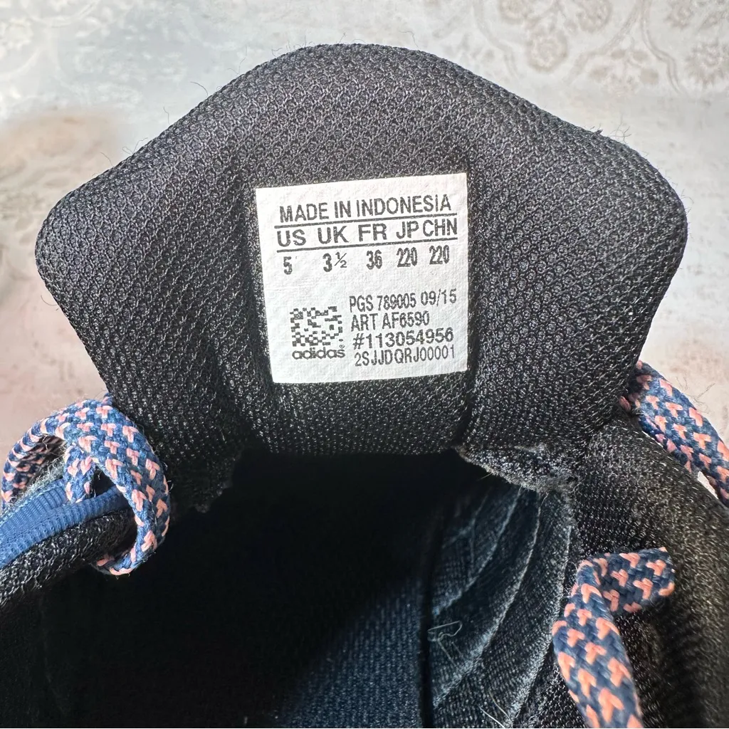 Adidas Slingshot Womens Trail Running Blue Black Pink Tennis Shoe Sneaker Size 5 - Image 6