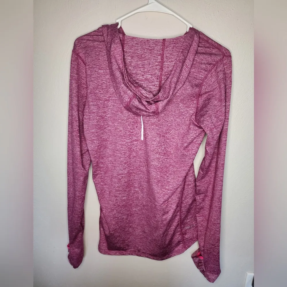 Nike pink pull over hoodie size small - Image 3