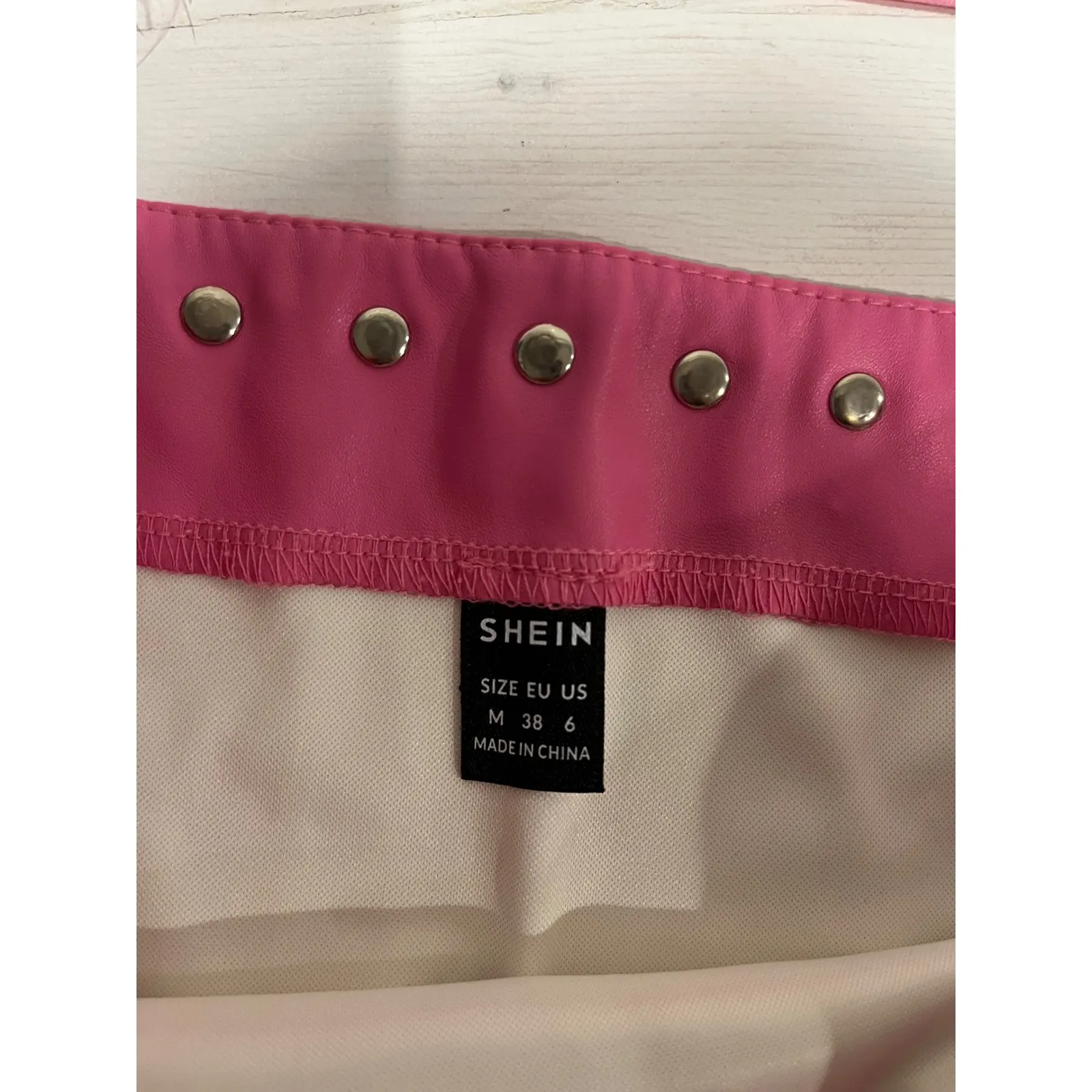 SHEIN Pink Faux Leather Pleated Mini‎ Skirt M Feather Crop Top S - Image 4