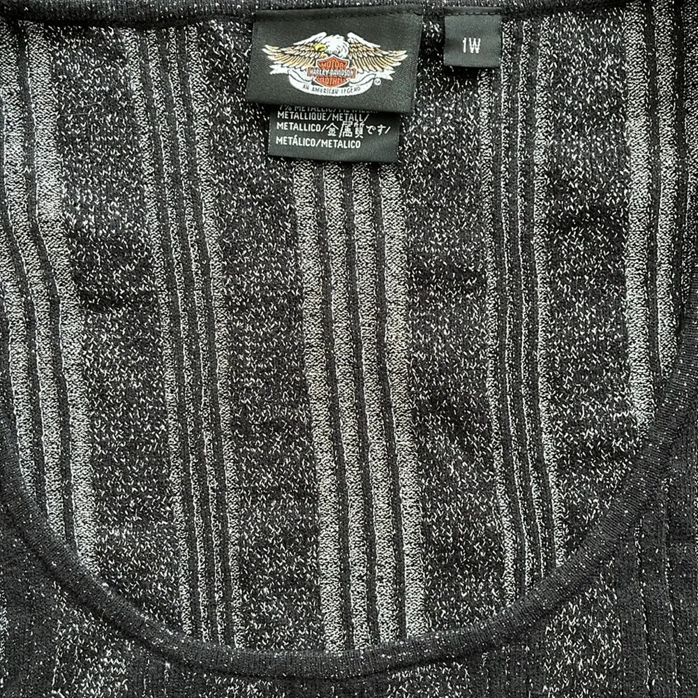 Harley Davidson  Metallic Silver Black Ribbed Knit Pullover Sweater. - Image 2