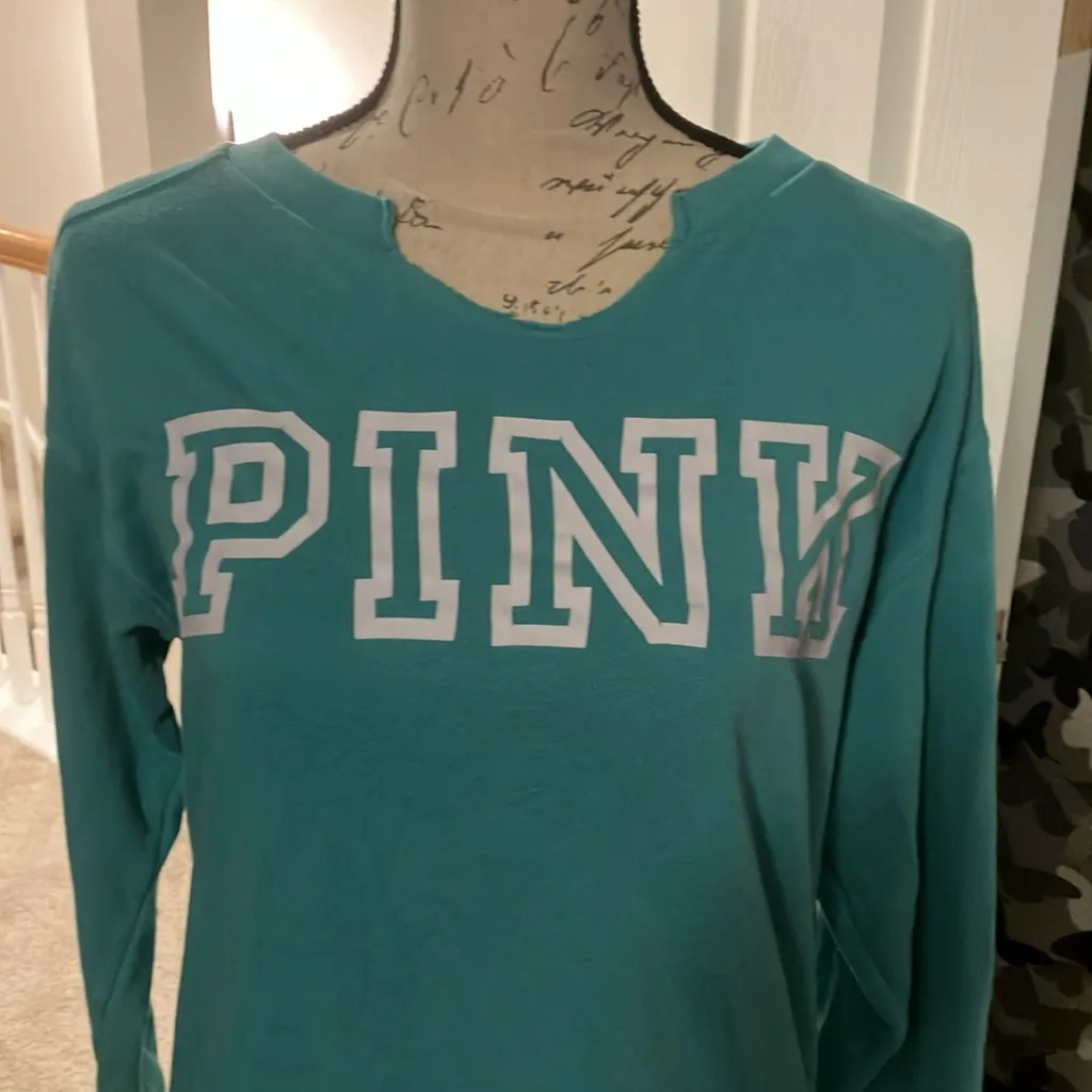 PINK Victoria’s Secret Sweatshirt - Image 2