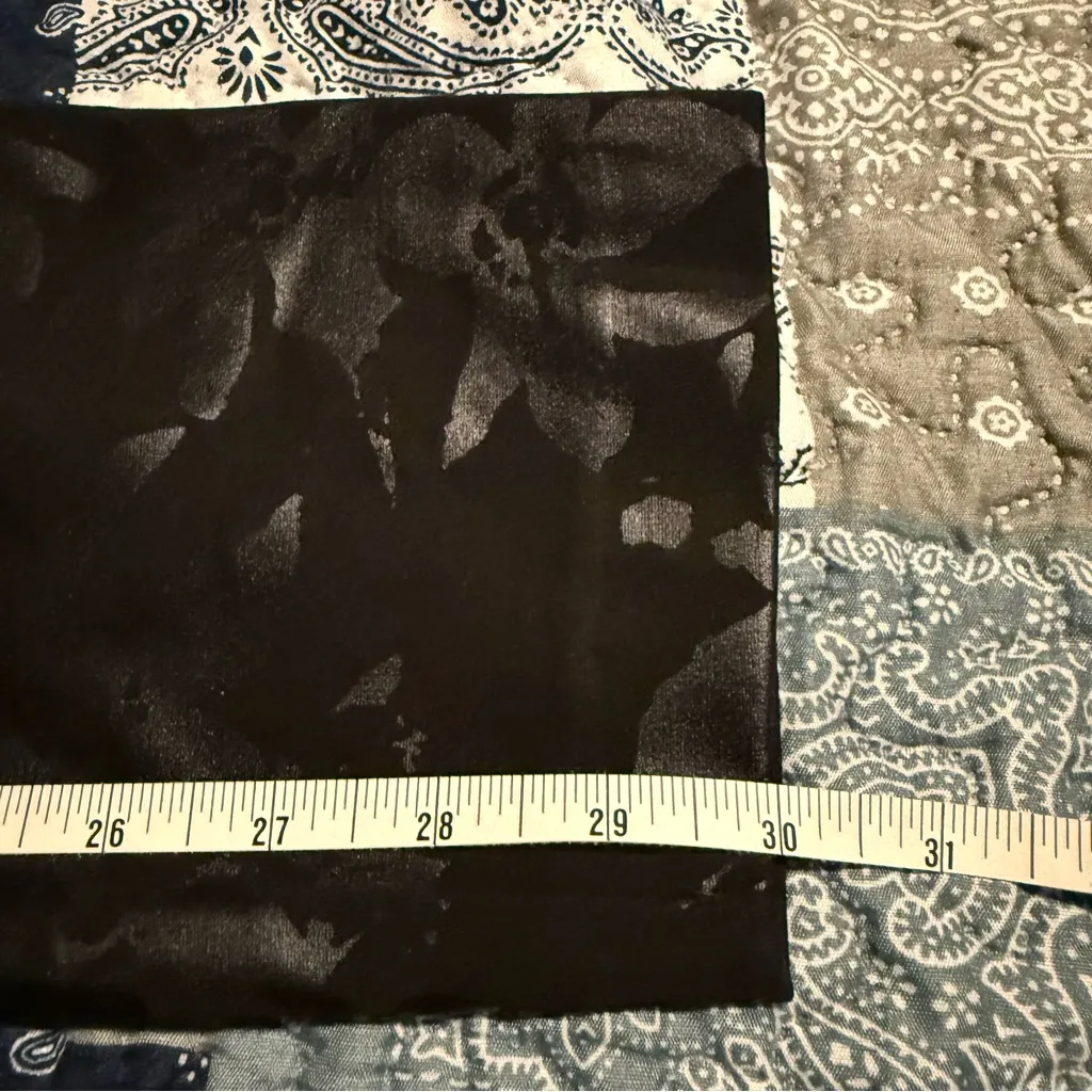 Soft Surroundings Leggings Black with Shimmery Print Twilight Floral - Image 8