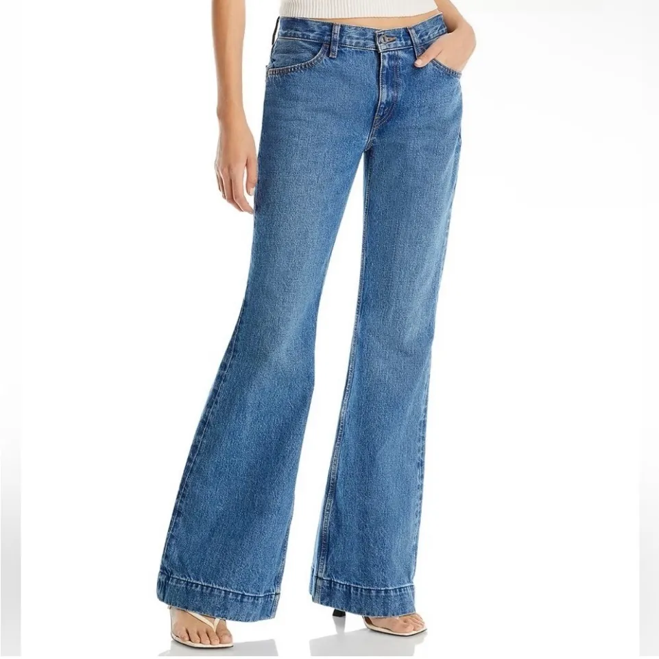 New! RE/DONE 70s Low Rise
Bell Bottom Jeans in Clean Moon Stoned Sz 26 - Image 8