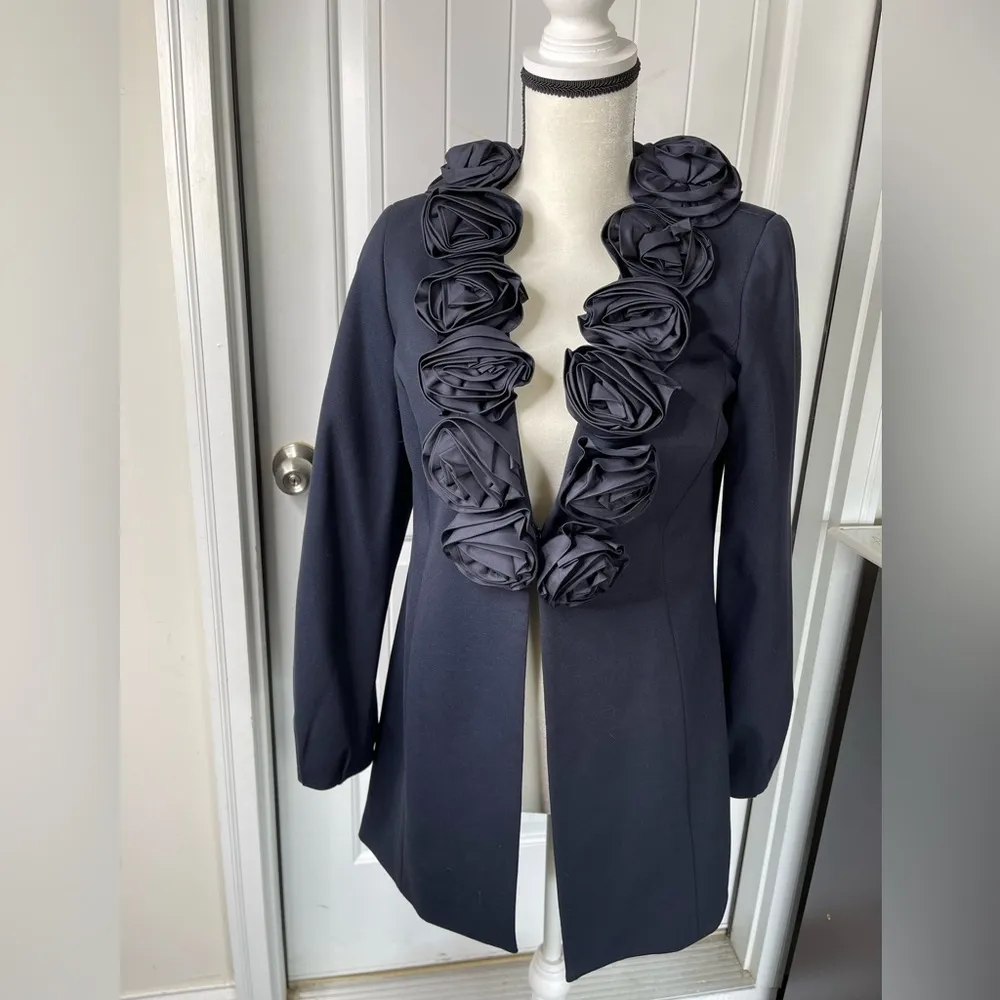 Doncaster vintage 2 piece skirt suit 3D floral frilly‎ navy blue size medium - Image 2