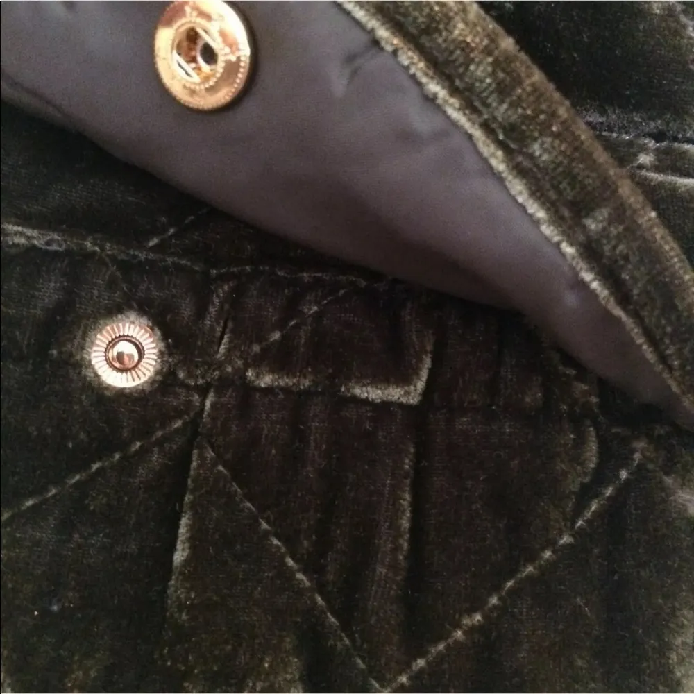 Womens BEFORE YOU Collection Zipped Padded Vest Size Small Dark Olive Pea Green - Image 7