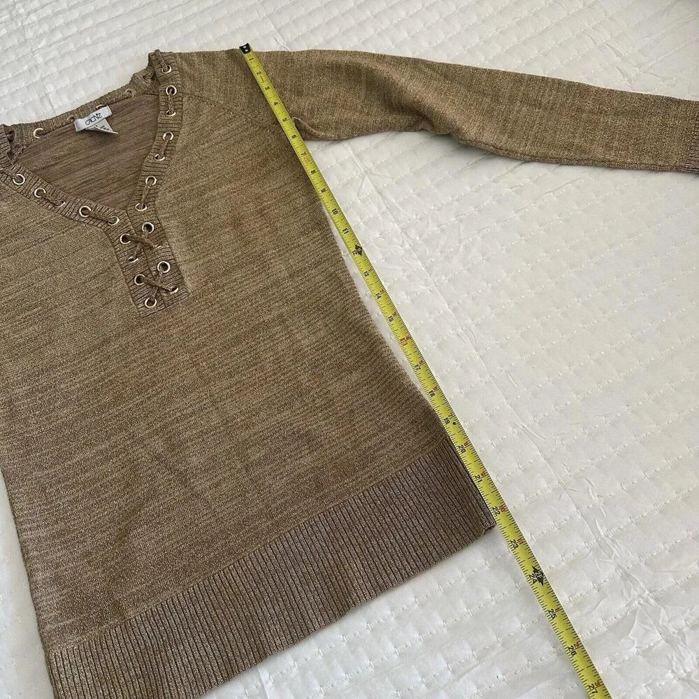 Pullover Knit Sweater Sz S Small Can Fit Some XS Gold Metallic - Image 5