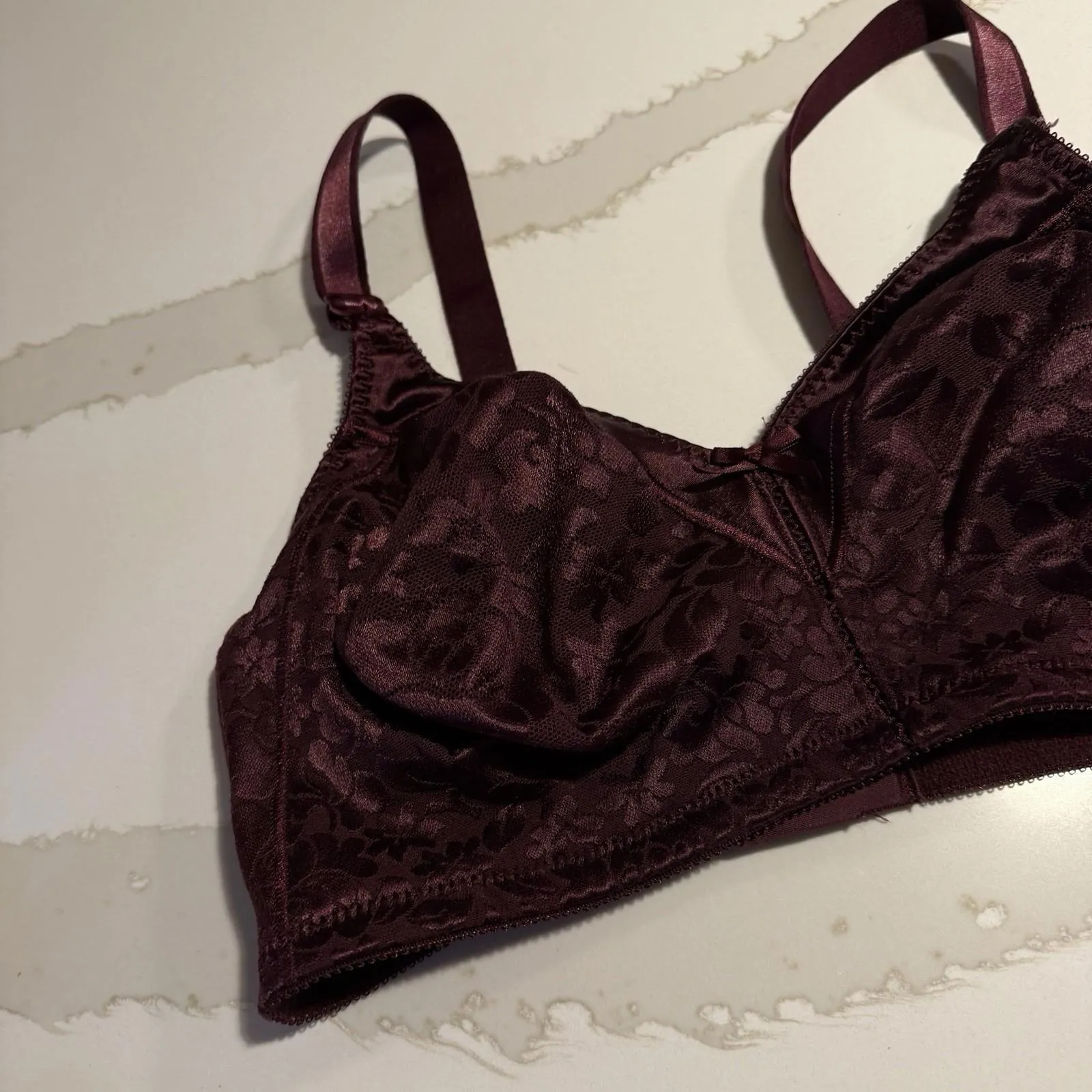 Bali Wireless Bra Sz 40D Maroon Floral Unlined - Image 8