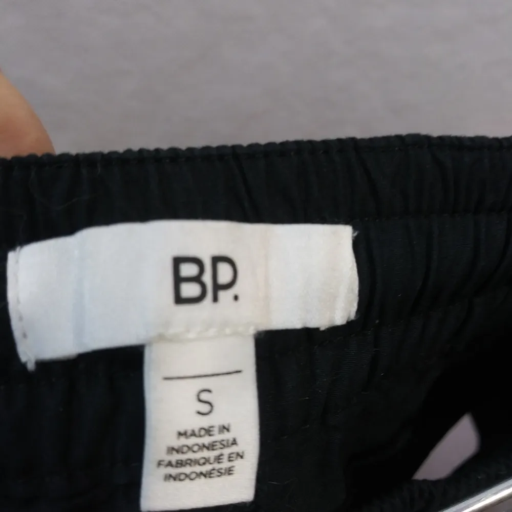 BP. Black Casual Pull On Drawstring Waist Shorts Size Small - Image 4