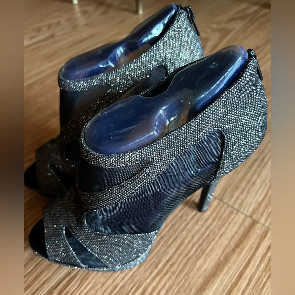 Jessica Simpson Belindas Platinum Glitter Sheer Mesh Heels 7.5 - Image 9