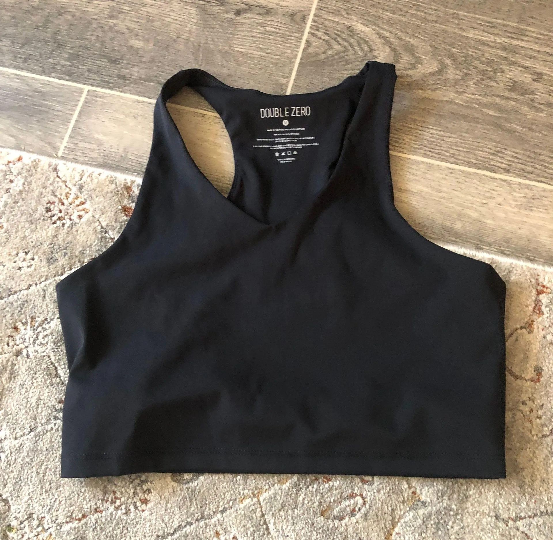 Black Workout Tank Cropped Size M - Image 2