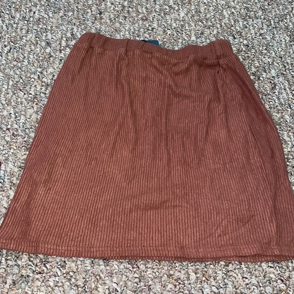 Womens Pretty Little Thing Petite Chocolate Brown Brushed Mini Skirt - Image 8