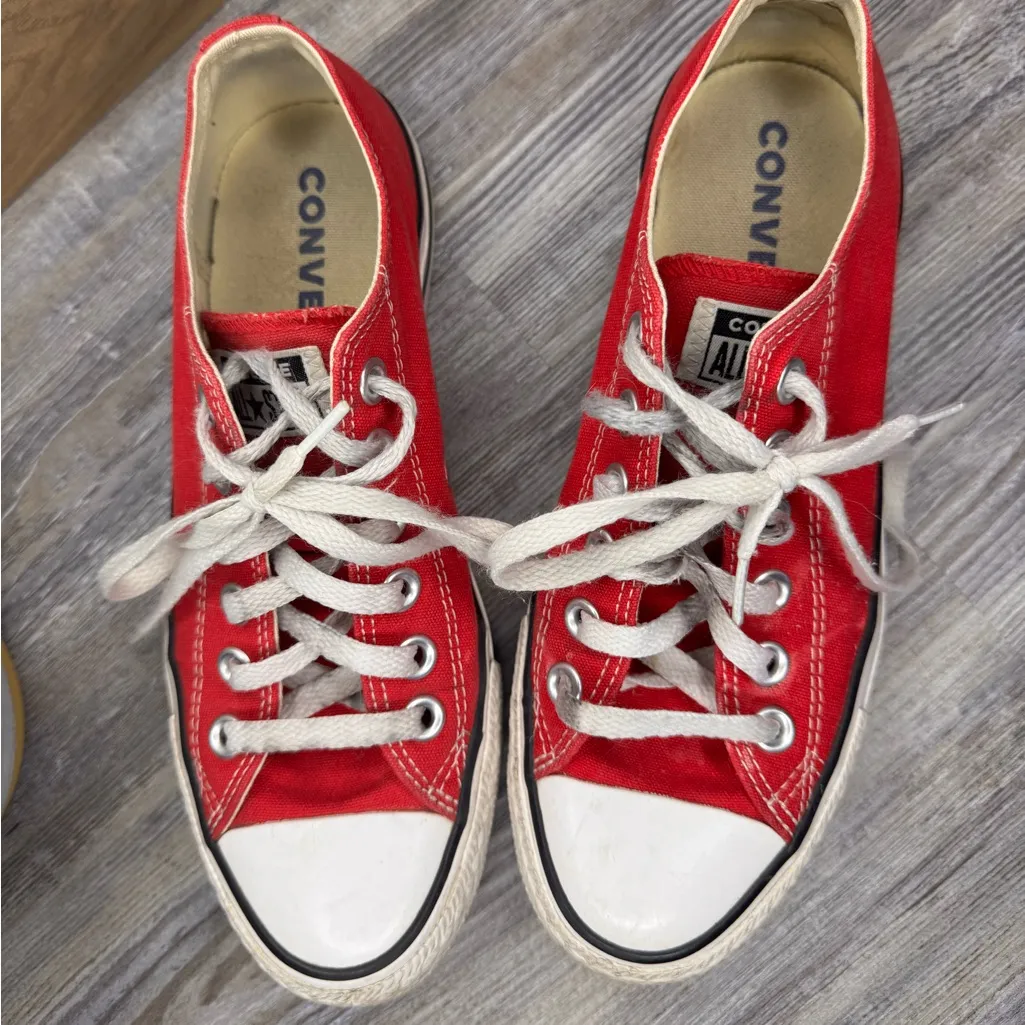 Converse Chuck Taylor Classic Red Lace Up Low Top Punk Sneaker Mens 5 Womens 7 - Image 5