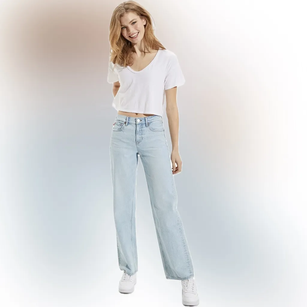 American Eagle Outfitters 90s Wide Leg  Light Blue High Rise Baggy Denim Jeans 8 - Image 2