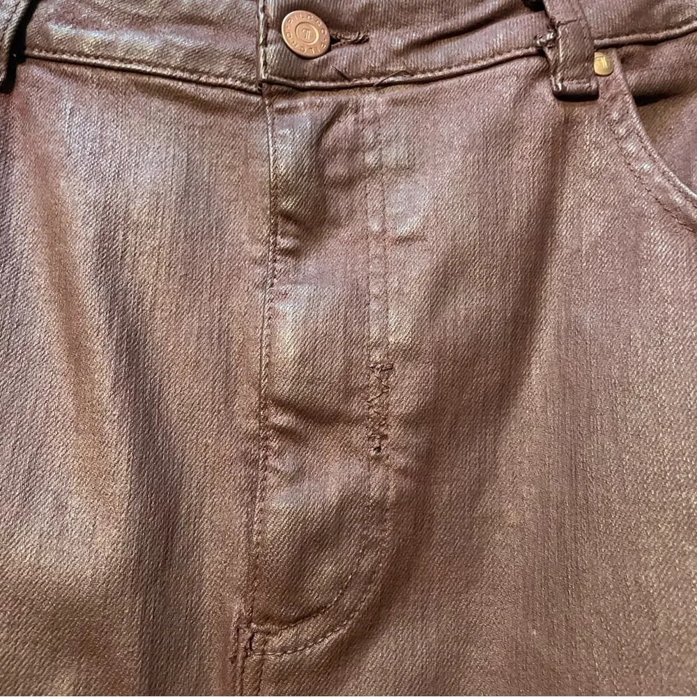 NWT Anthropology Burgundy Madi Front Slit Coated Denim Skirt Size 14 - Image 9