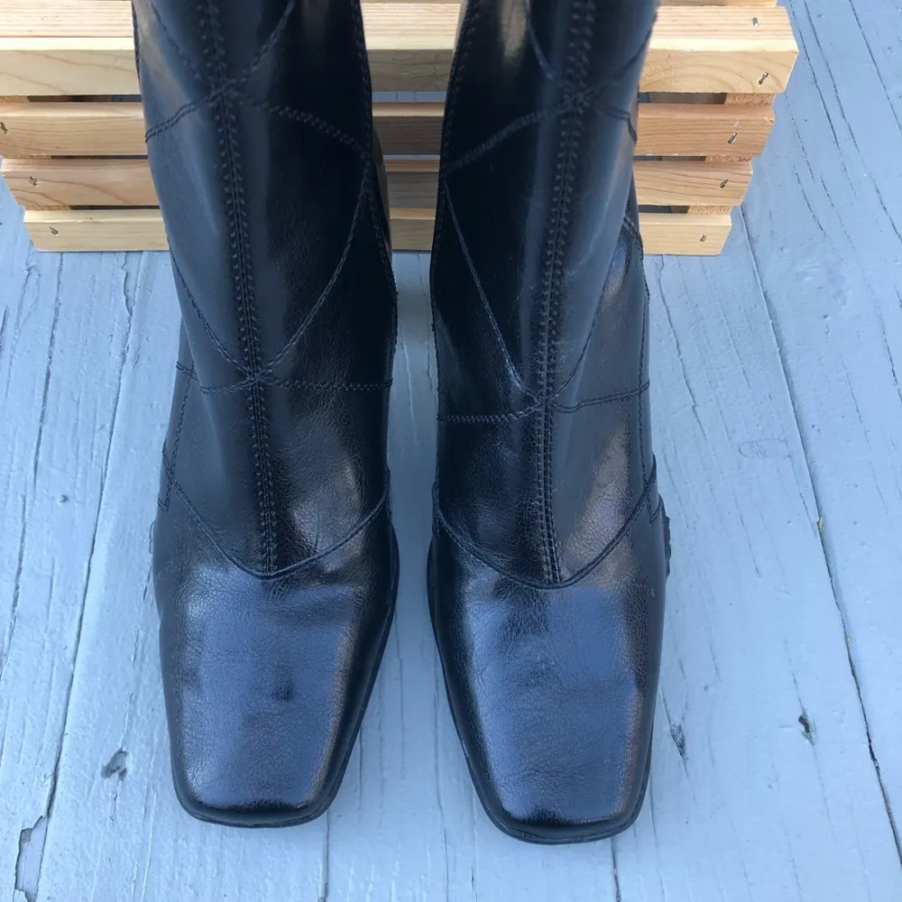 NWOT Black Apostrophe Patchwork Patent Leather Heeled Boots Booties - Image 6