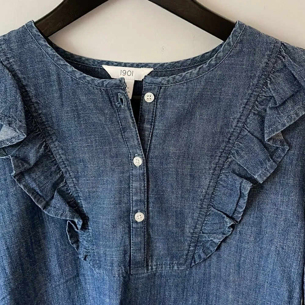 1901 ** Chambray‎ Denim 1/4 Button Down Top NWOT. Size Small - Image 2