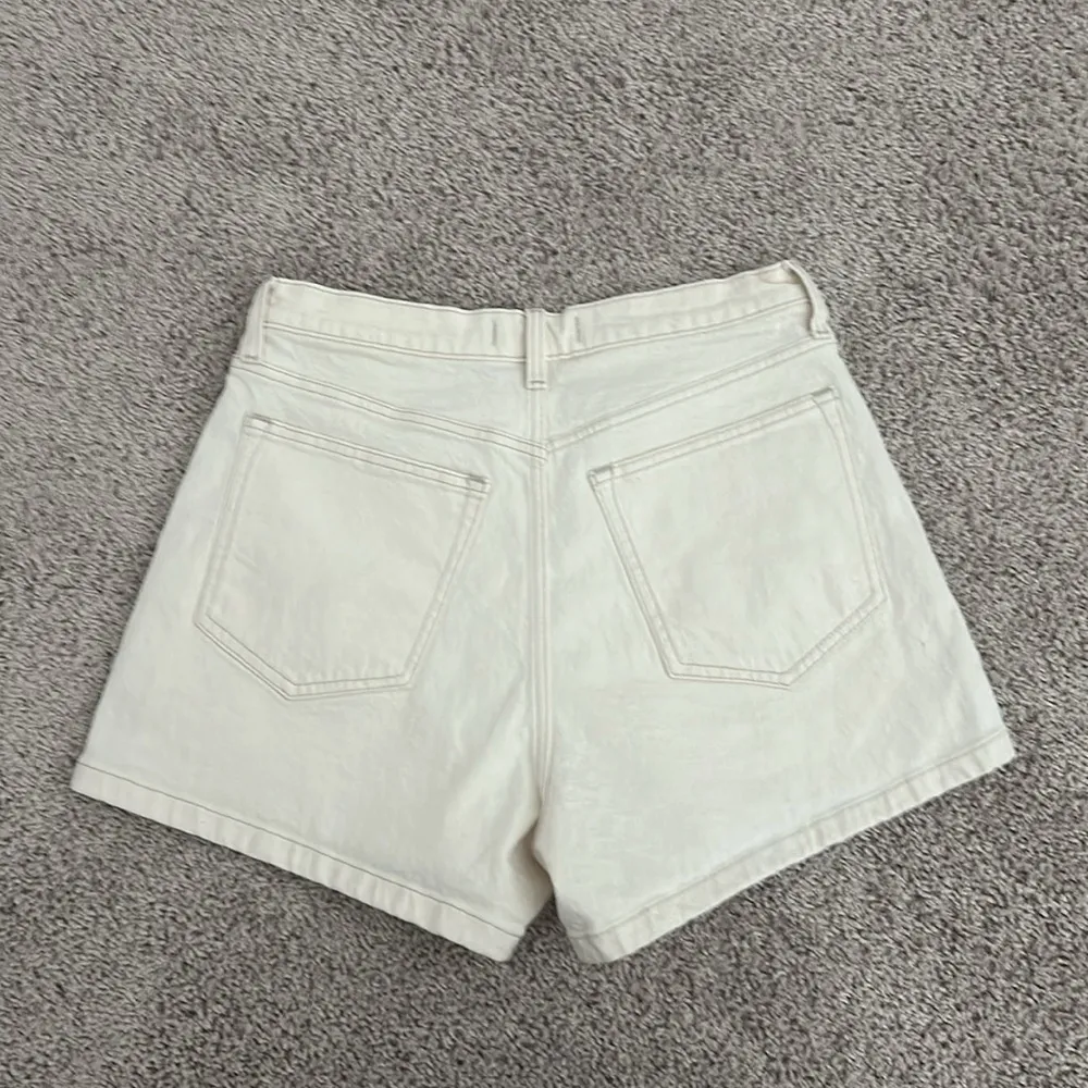 Abercrombie The 90s Relaxed Cutoff Shorts High Rise Sz 10/30 - Image 2