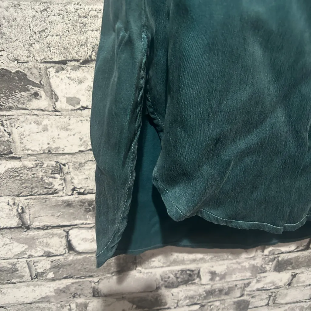 EUC Bella Dahl  Button Down Shirt Size Small - Image 11