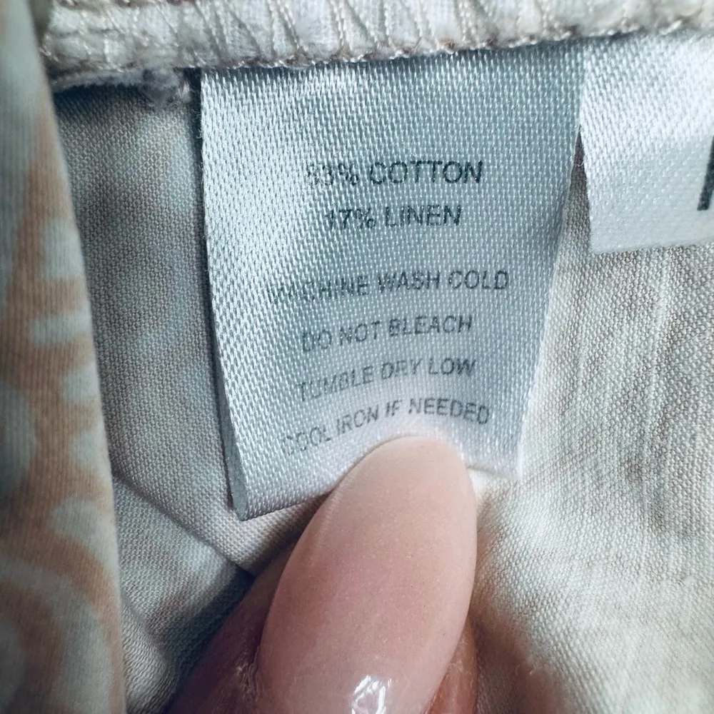 LOFT Tan  Shorts Tailored Lightweight Design 4” Inseam - Image 4