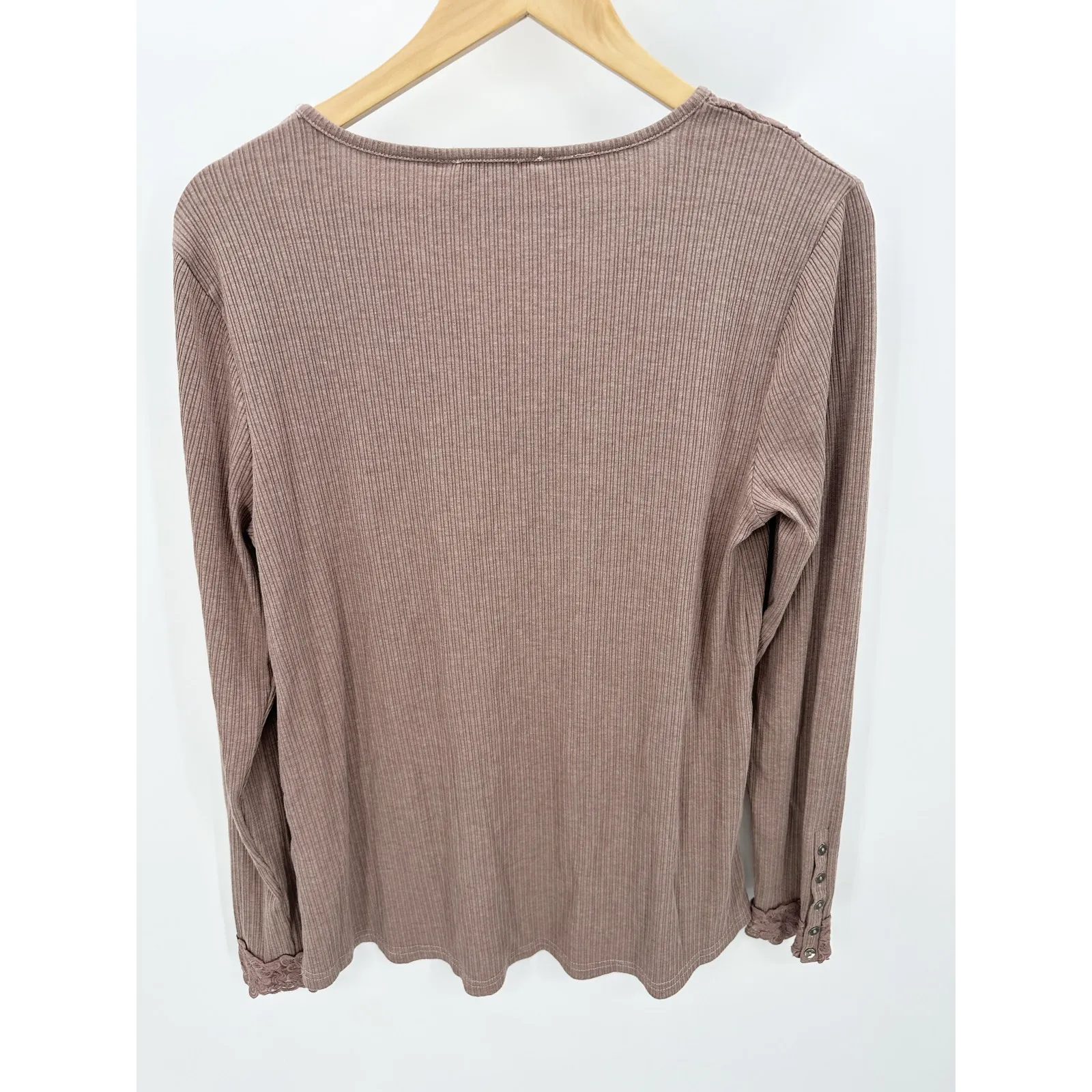 Entro Top Women SMALL Brown Purple Long Sleeve V-Neck Lace Trim Ribbed - Image 2