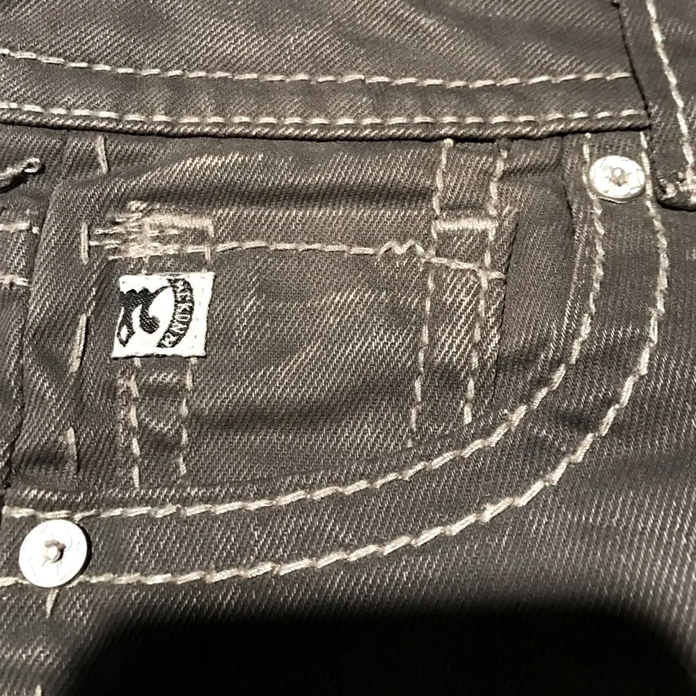 ⭐️NWOT⭐️MEK DNM Dark Washed Gray Jeans Size 27 - Image 8