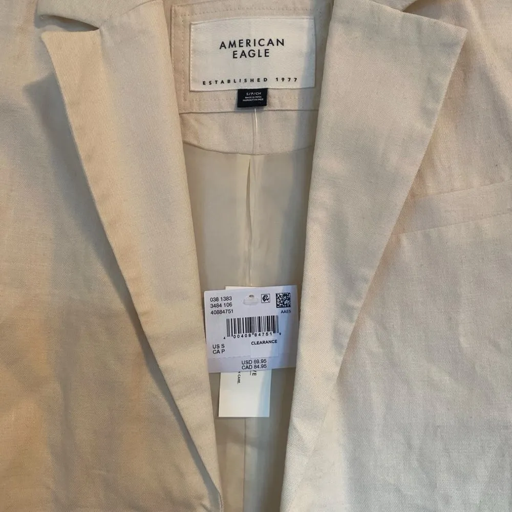 American Eagle Cream Linen Cropped Long Sleeve Button Blazer Size Small - Image 3