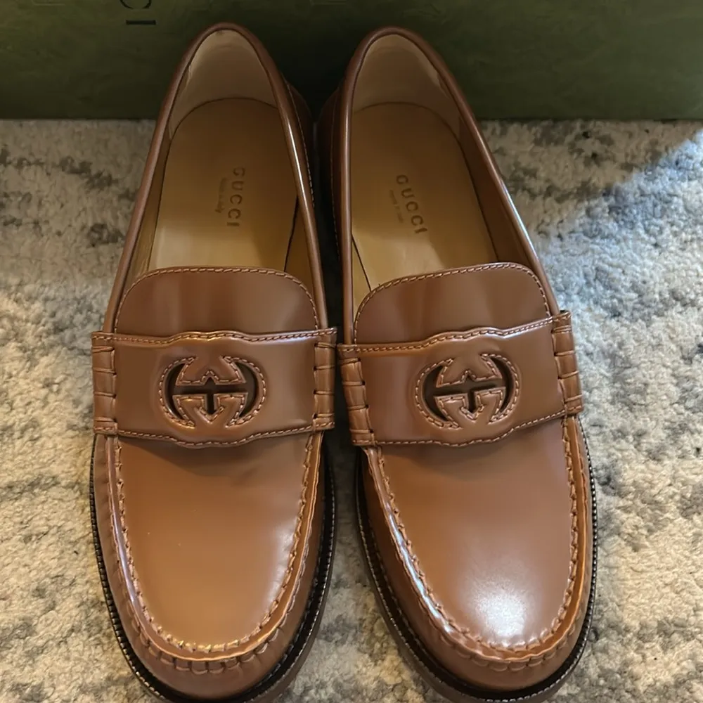 Gucci Interlocking G Loafer Cuir - Image 7