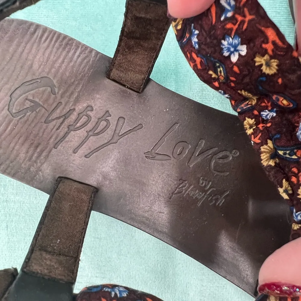 Guppy Love Floral Sandals 11 - Image 7