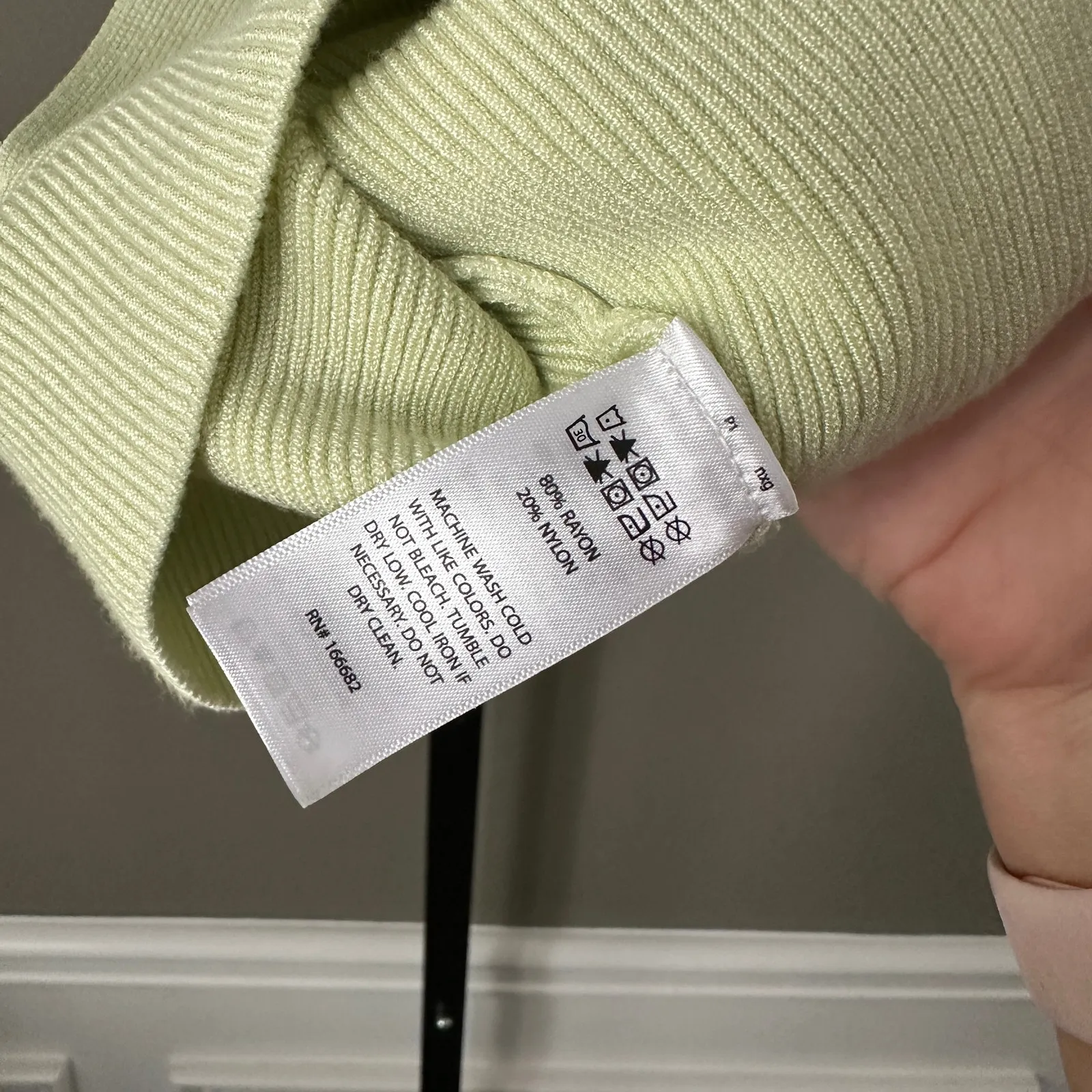 House of Harlow 1960 Criss-Cross Halter Ribbed Knit Tank Top - L - Image 4