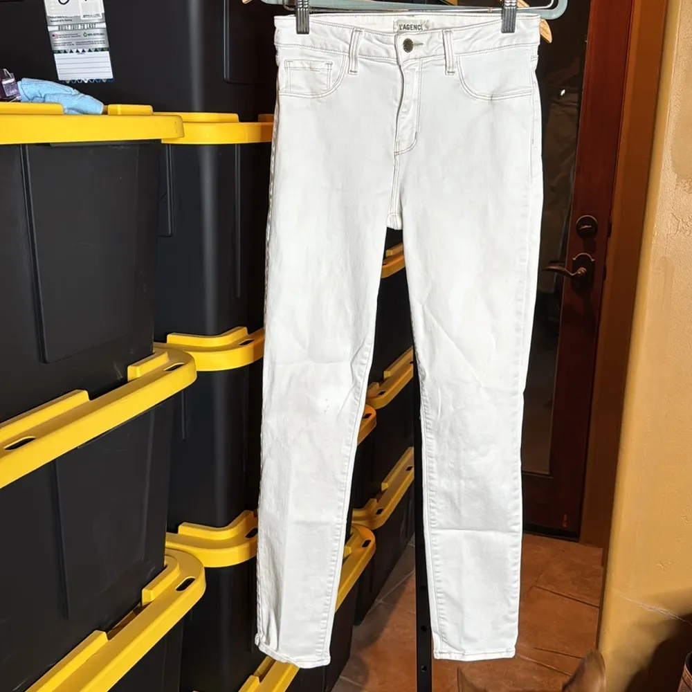L'Agence Tilly Mid-Rise Ivory Slim Straight Jeans Macadamia Size 27 - Image 7