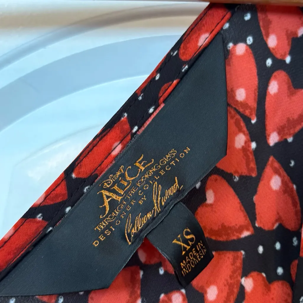 Disney Alice Through The Looking Glass Heart‎ Print Cold Shoulder Dress Size XS - Image 9