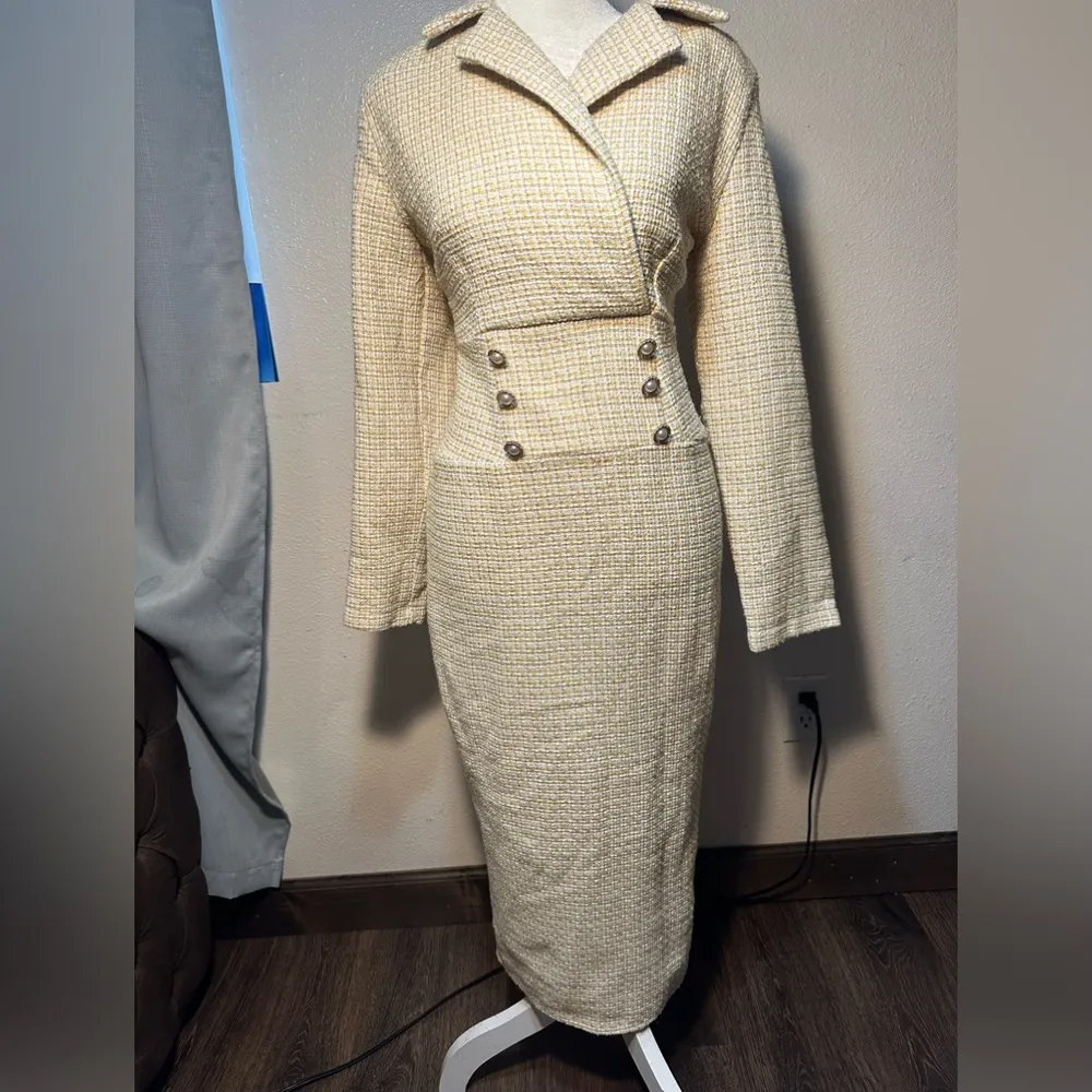 Winter dresses yellow tone long sleeve crossed collar woman size s - Image 2