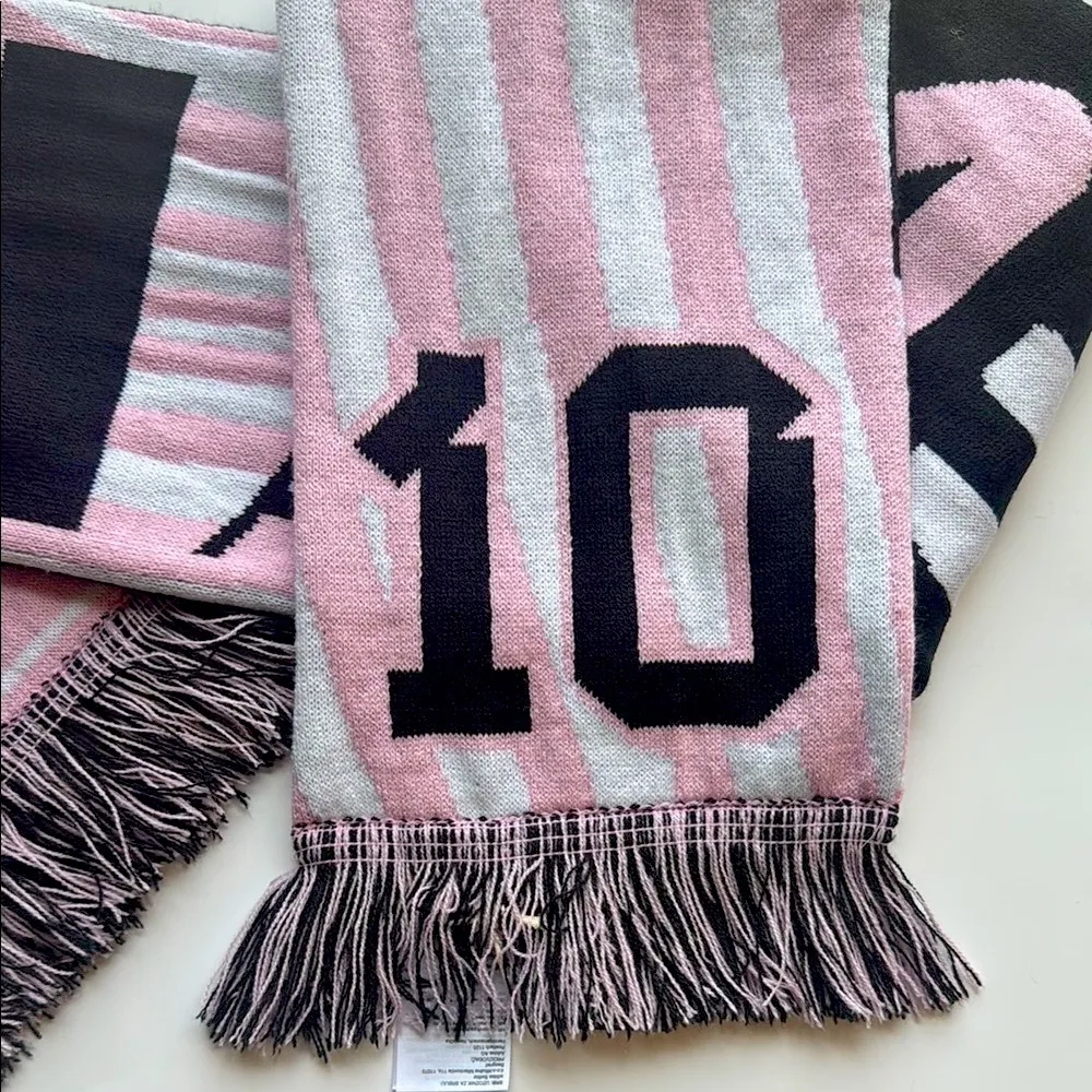 Adidas Messi Miami Reversible Pink and Black Cozy Scarf OSFM NWT - Image 13