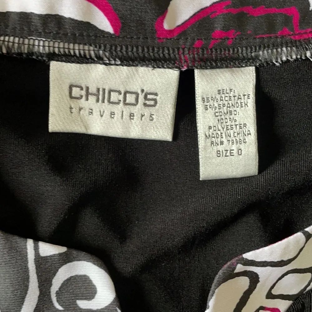 CHICO’S TRAVELERS Black 3/4 Sleeve Top Size 0 (S4) - Image 6