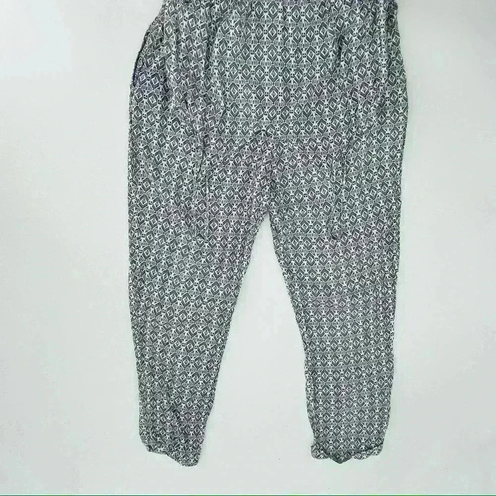 ZARA  Spaghetti Strap Boho Printed Jumpsuit with Pockets Size‎ Medium - Image 8