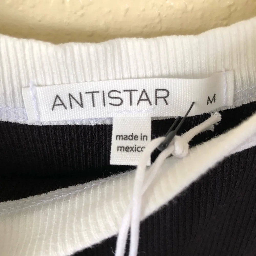 Elevated Black Ribbed Knit White Accent Midi Dress M - Image 7