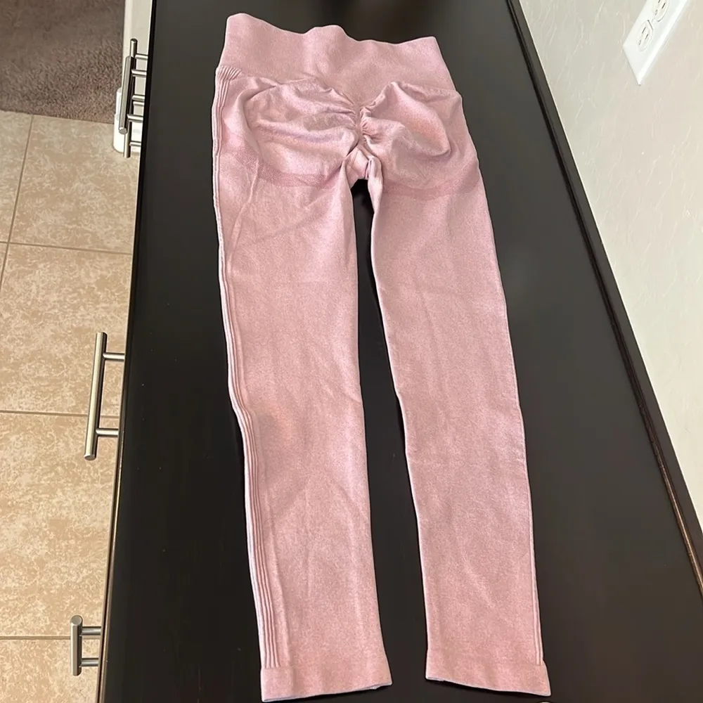 Scrunch back butt lift squat approved leggings, blush pink, high compression, M - Image 4