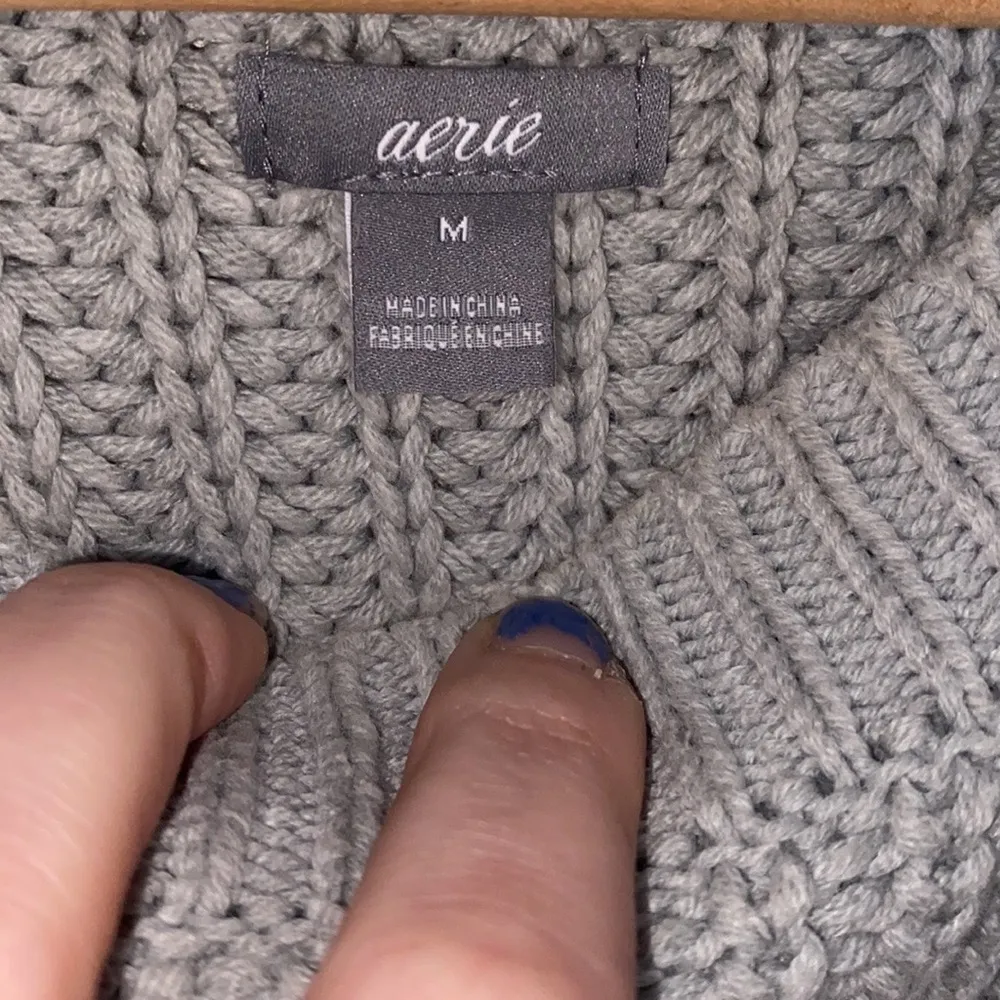 Aerie gray Chunky cable knit sweater - Image 3