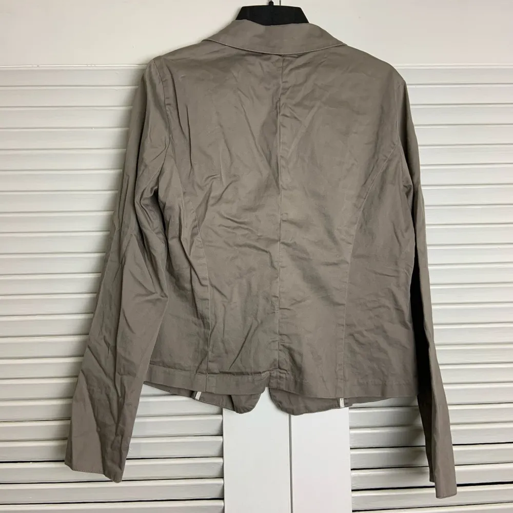 Have L Grey Light blazer Size L - Image 3