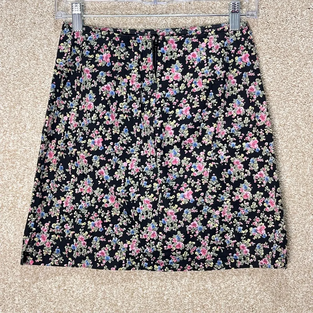 Vintage Blue skirt size 3 dark floral mini skirt black pink blue green yellow - Image 9