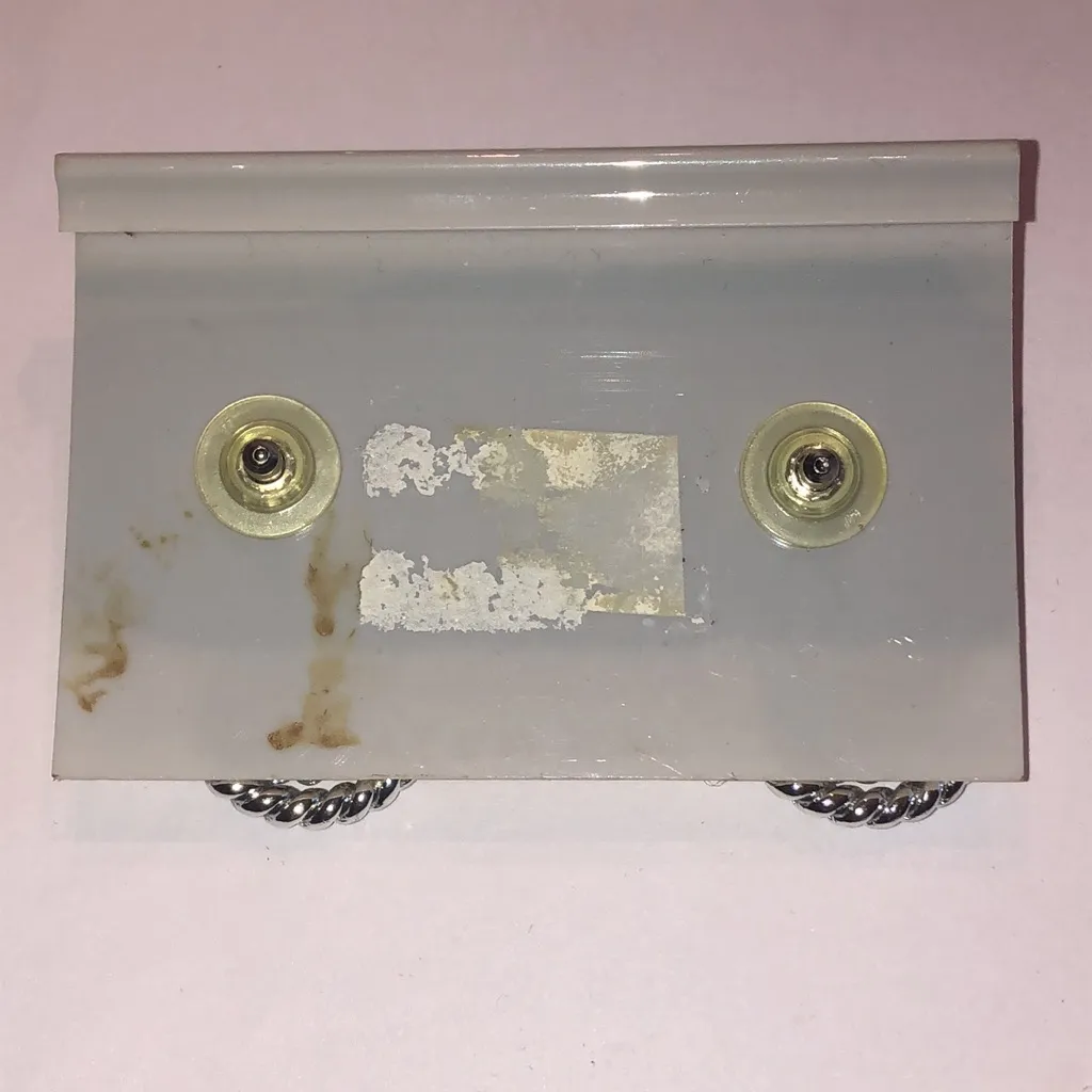 Vintage Silver Tone Twisted Hoop Boho Retro Earrings - Image 4