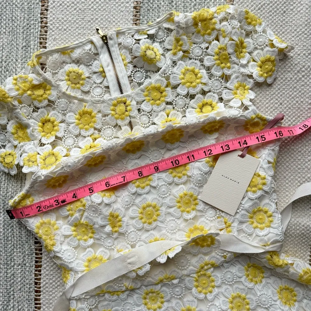 Alex Marie White Yellow Floral Shirt Sleeves Midi Dress Women’s Size 2 - Image 7