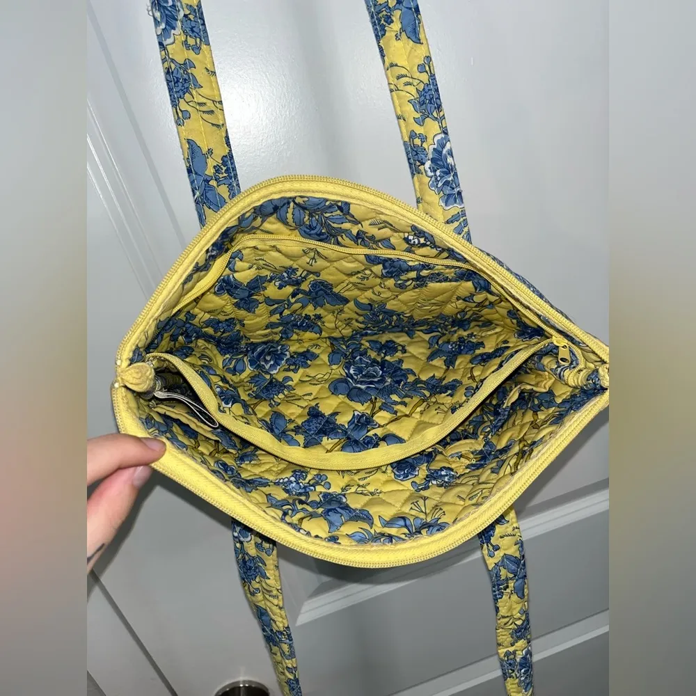 Americana by Sharif Vintage Retired Yellow/Blue Floral Fabric Zipper Closure Bag - Image 7