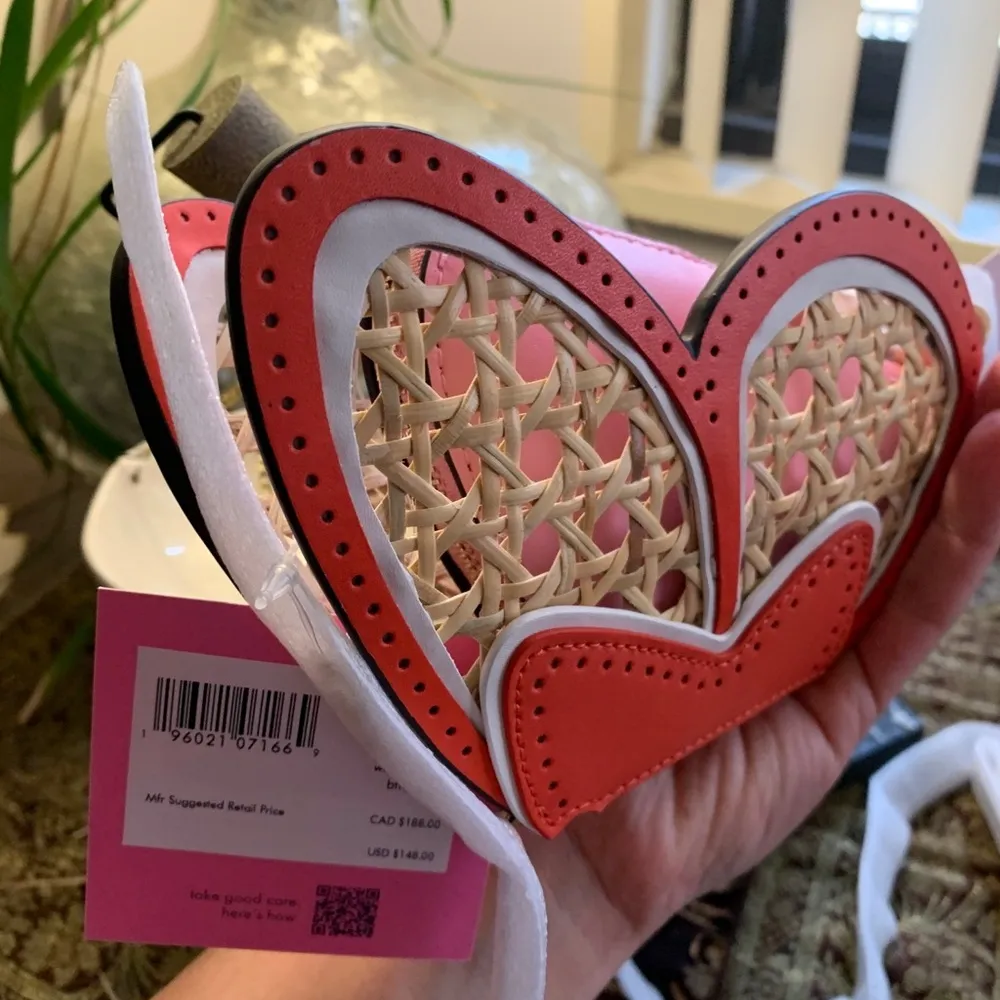 Authentic Kate spade Leather/Straw butterfly zip coin/cards on chain crossbody - Image 4