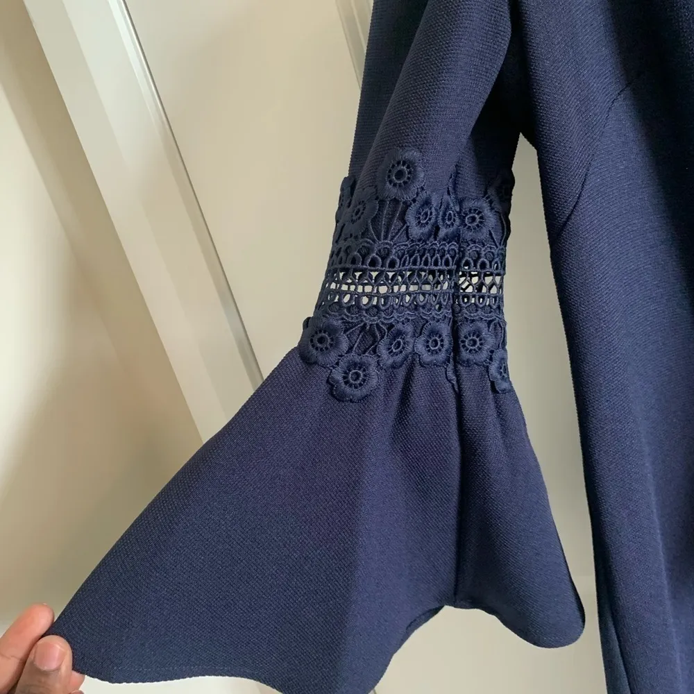 ELIZA J Lace Applique Crepe Cold Shoulder Cocktail Dress Black 6 - Image 4