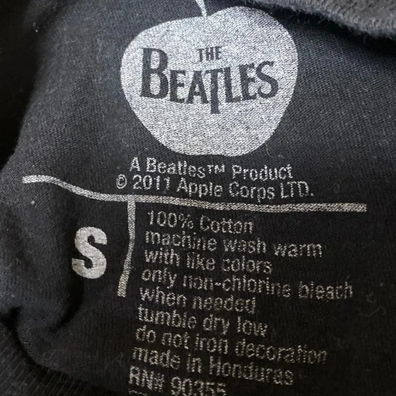 Vintage The Beatles Abbey Road Black Short Sleeve Graphic Tee T - Image 4