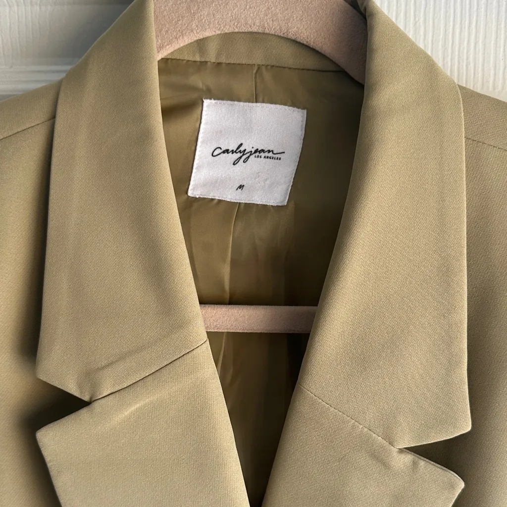 Carly Jean Beige Women's Blazer - Image 2
