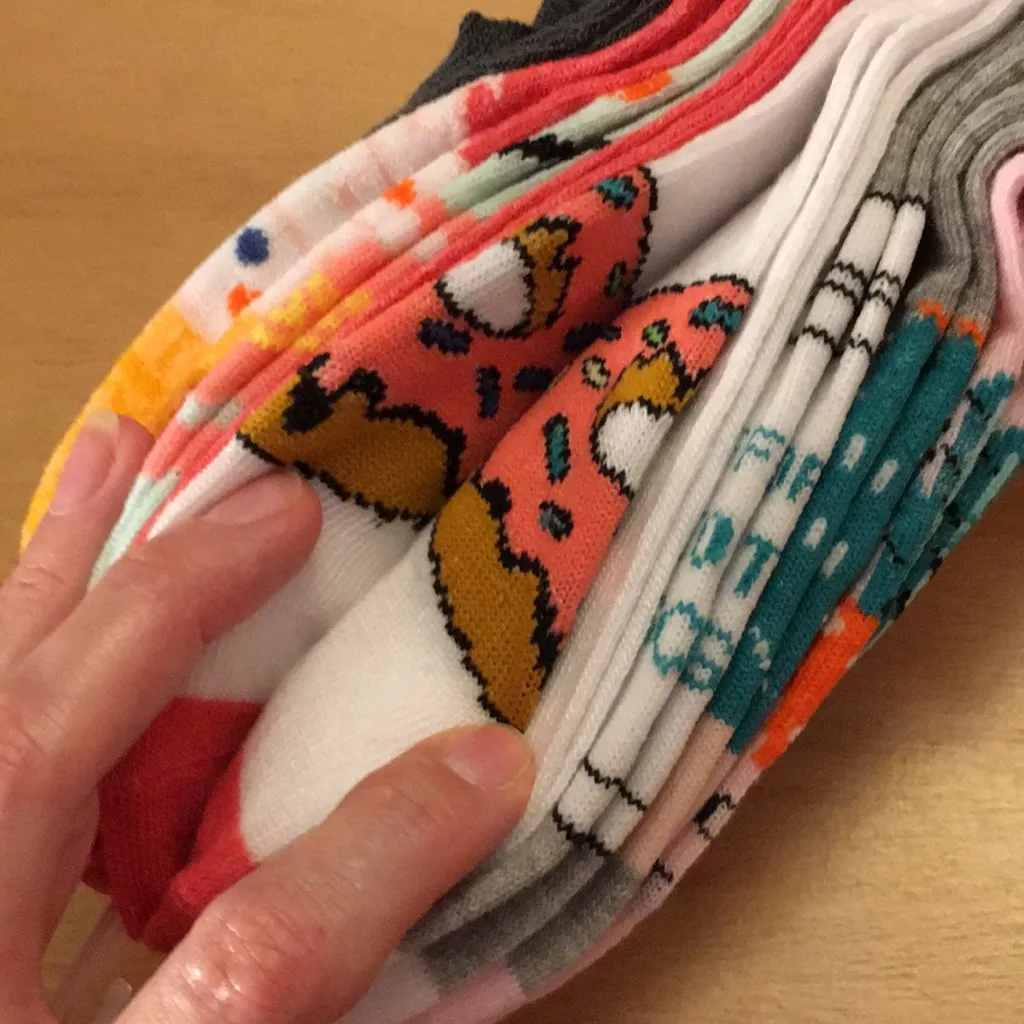 New Women’s Sock Hub Assorted Ankle Socks 10 Pairs Size 9 - Image 5