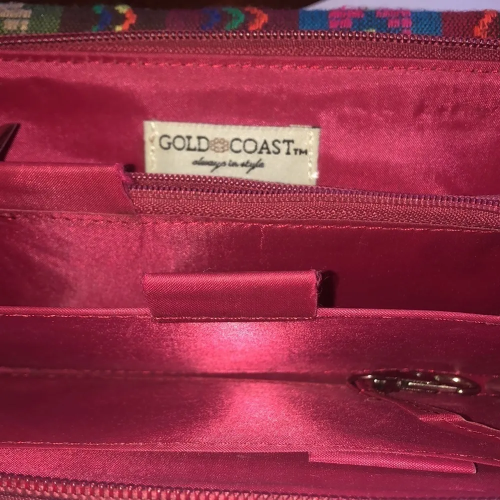 Gold Coast Dark Red Tribal Navajo Boho Zip Up Closure Wallet - Image 9