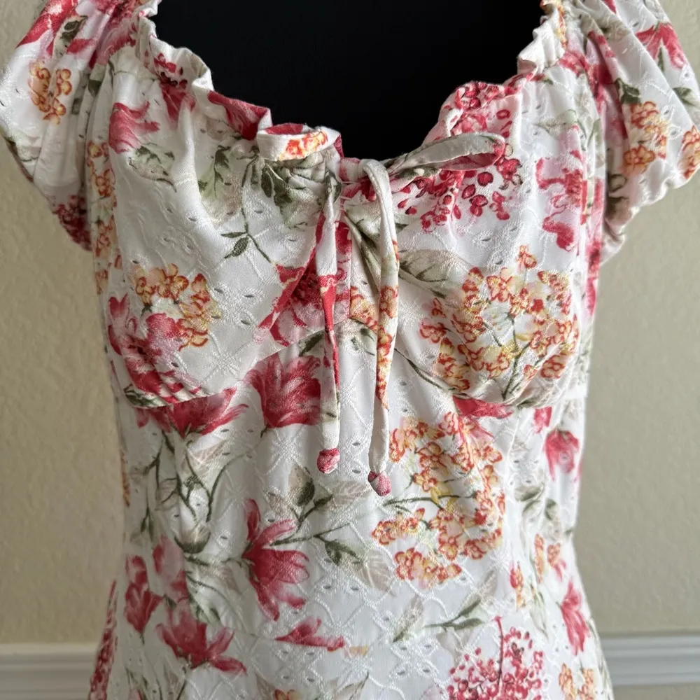 BCX Floral Fit & Flare Sweetheart Dress Medium White Pink Cottagecore Romantic - Image 6